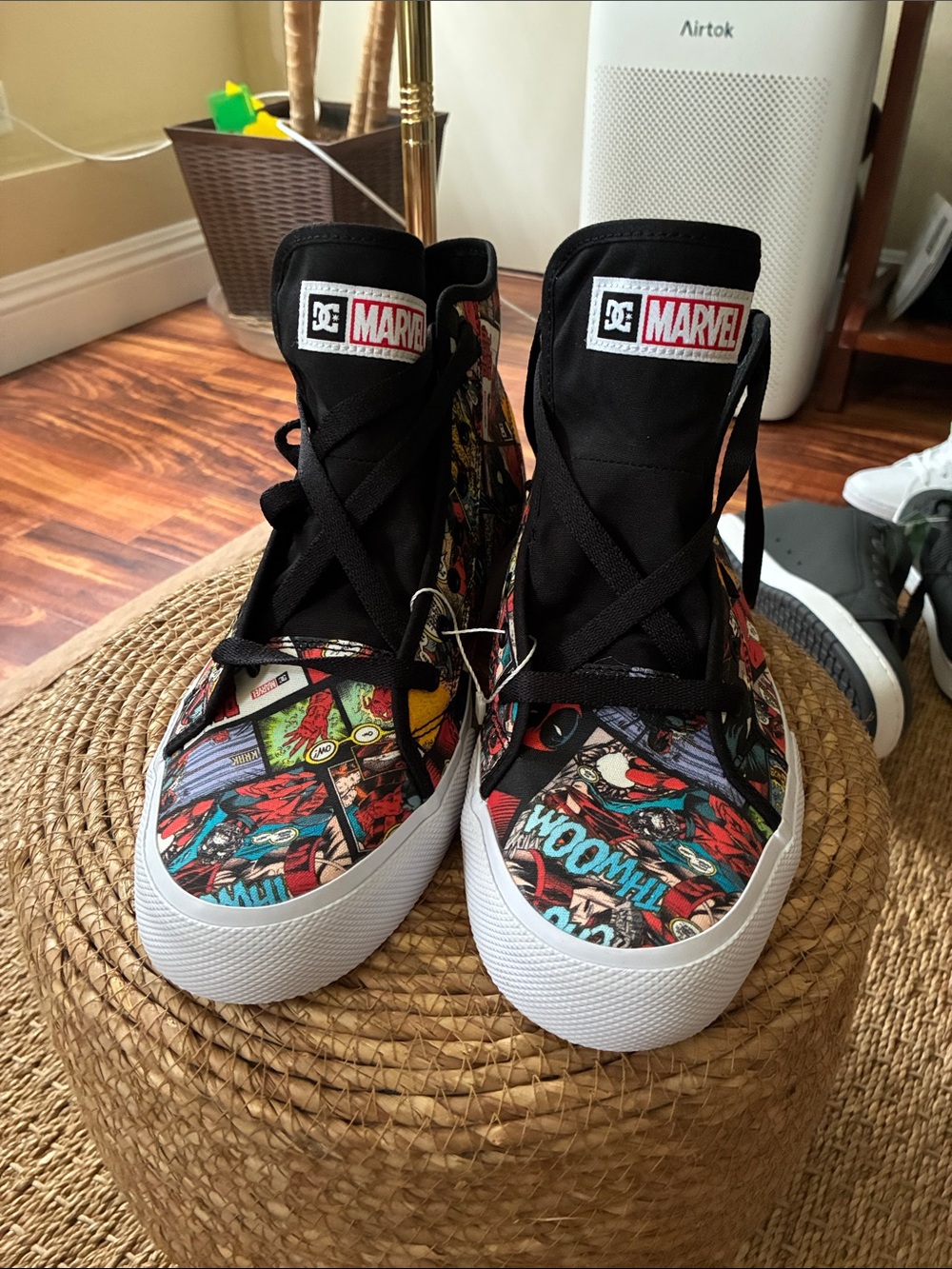 DC Men's Black High-Top Sneakers with Multicolor Comic Print